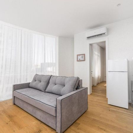 Gagarin Plaza Design Apartment Odessa Dış mekan fotoğraf
